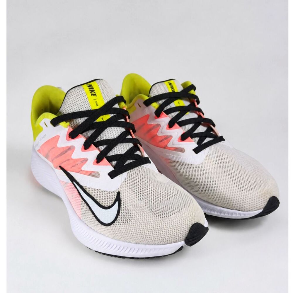 Nike Quest 3 Women’s Size 8 Running Shoes White Orange Yellow Sneakers